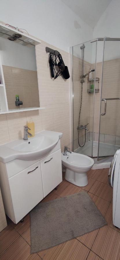 Apartament Inessa Center Guest Penthhouse Kiszyniów Zewnętrze zdjęcie
